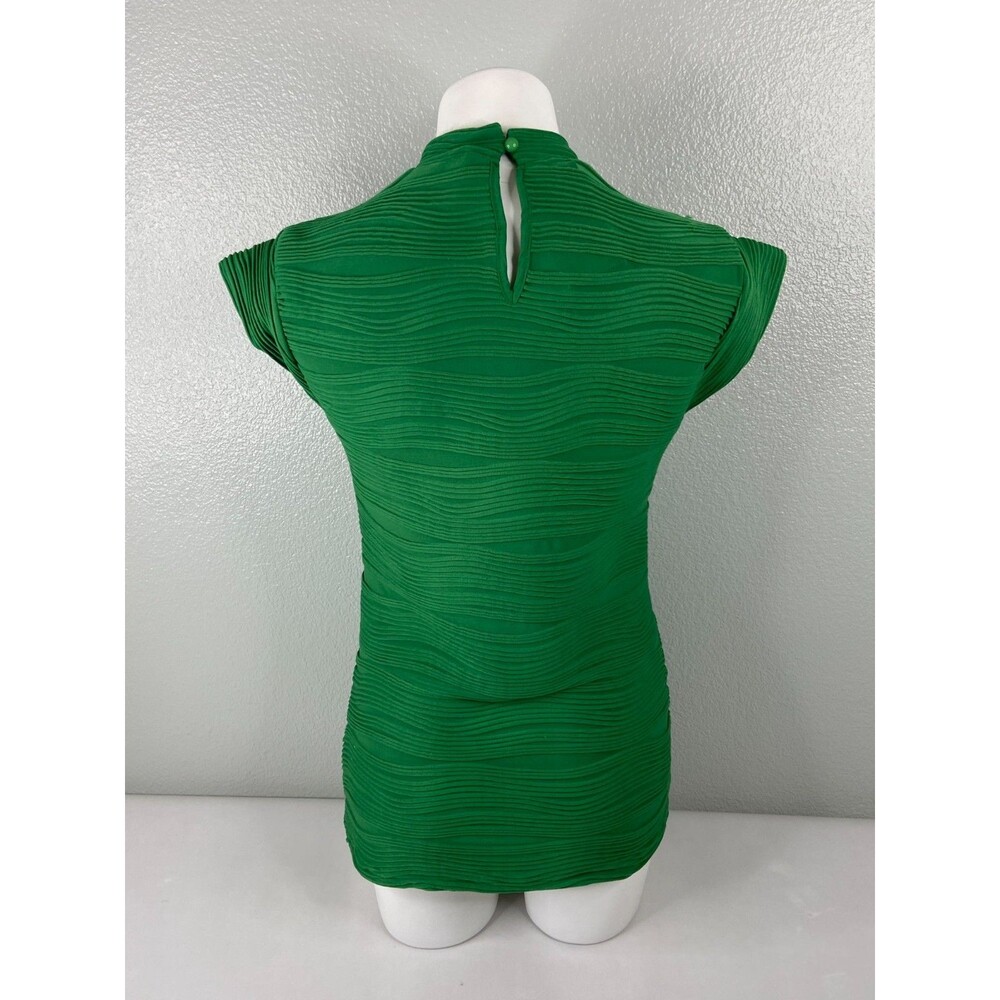 Women Small Green Waverly Blouse Cap Sleeve Texture Ripple Casual NWT - Picture 5 of 9